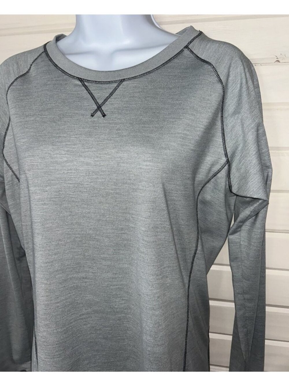 FJ FOOTJOY Sz MEDIUM Women’s Gray Knit L/S Stretch Pullover Thumbholes EUC